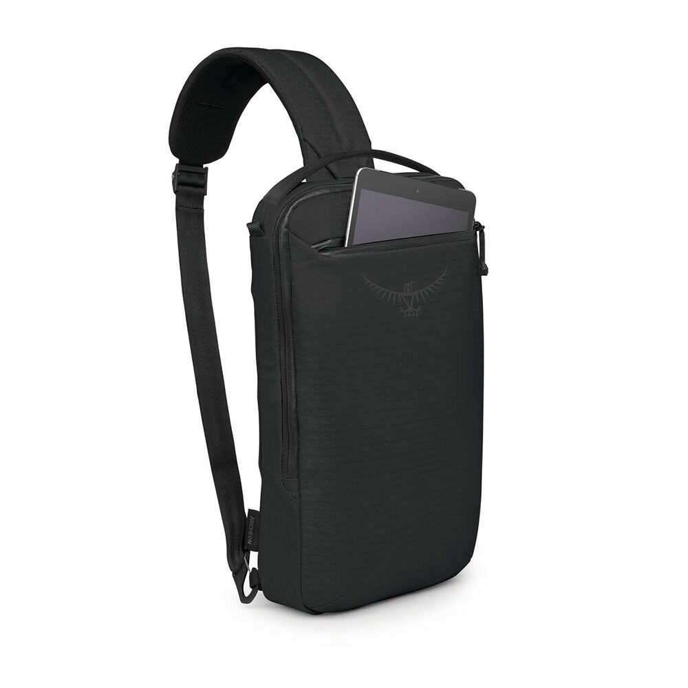 side view on archeon sling in color black
