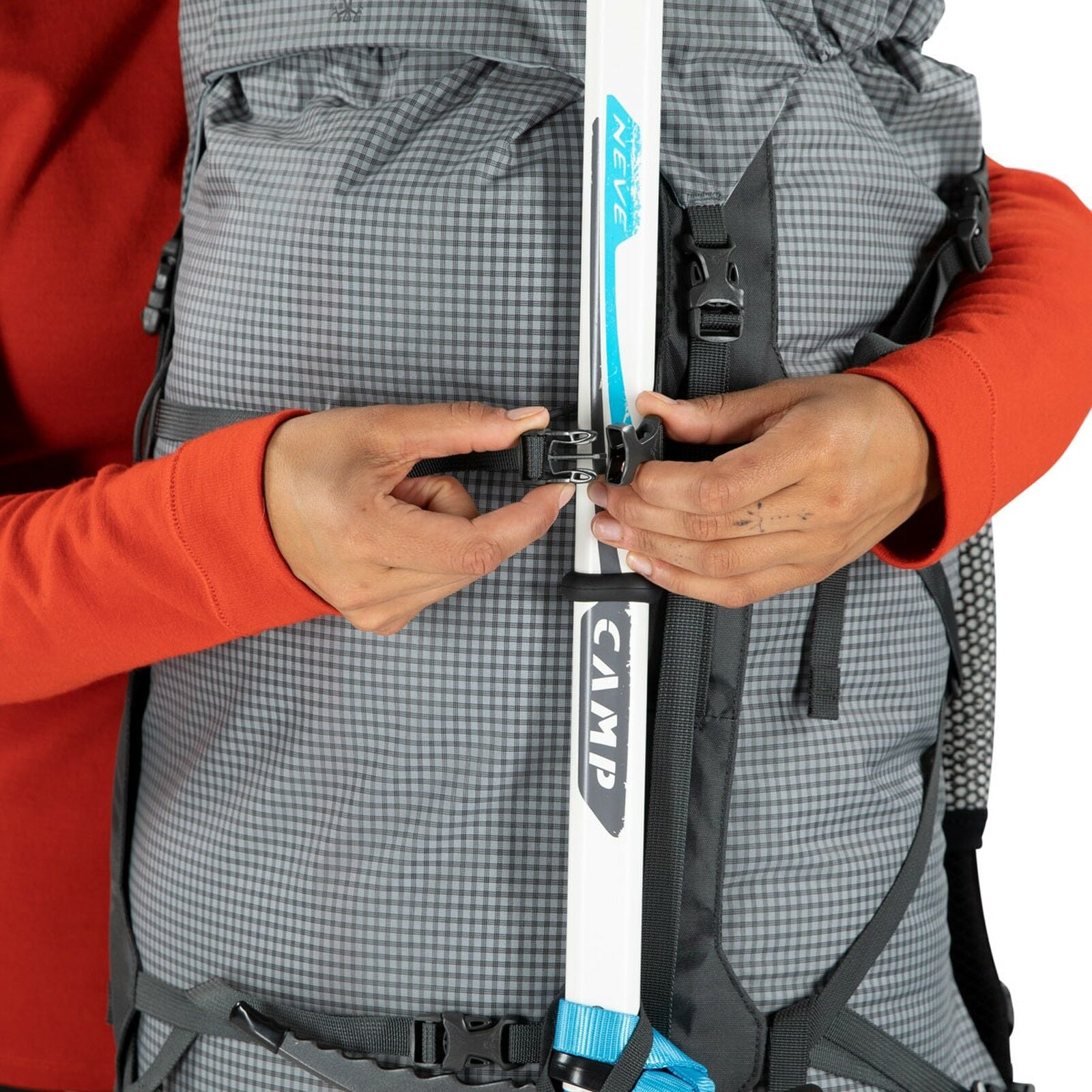 detail shot of person using ariel pro 75 in silver lining
