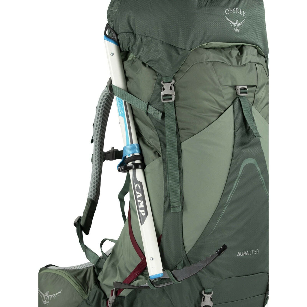 a detail of the AURA AG LT 50 in color Koseret/Darjeeling Spring Green