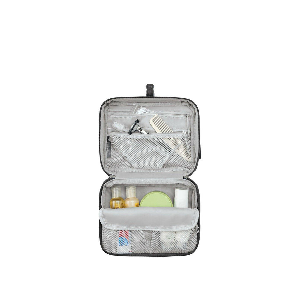 side view of the Daylite® Hanging Toiletry Kit in color black