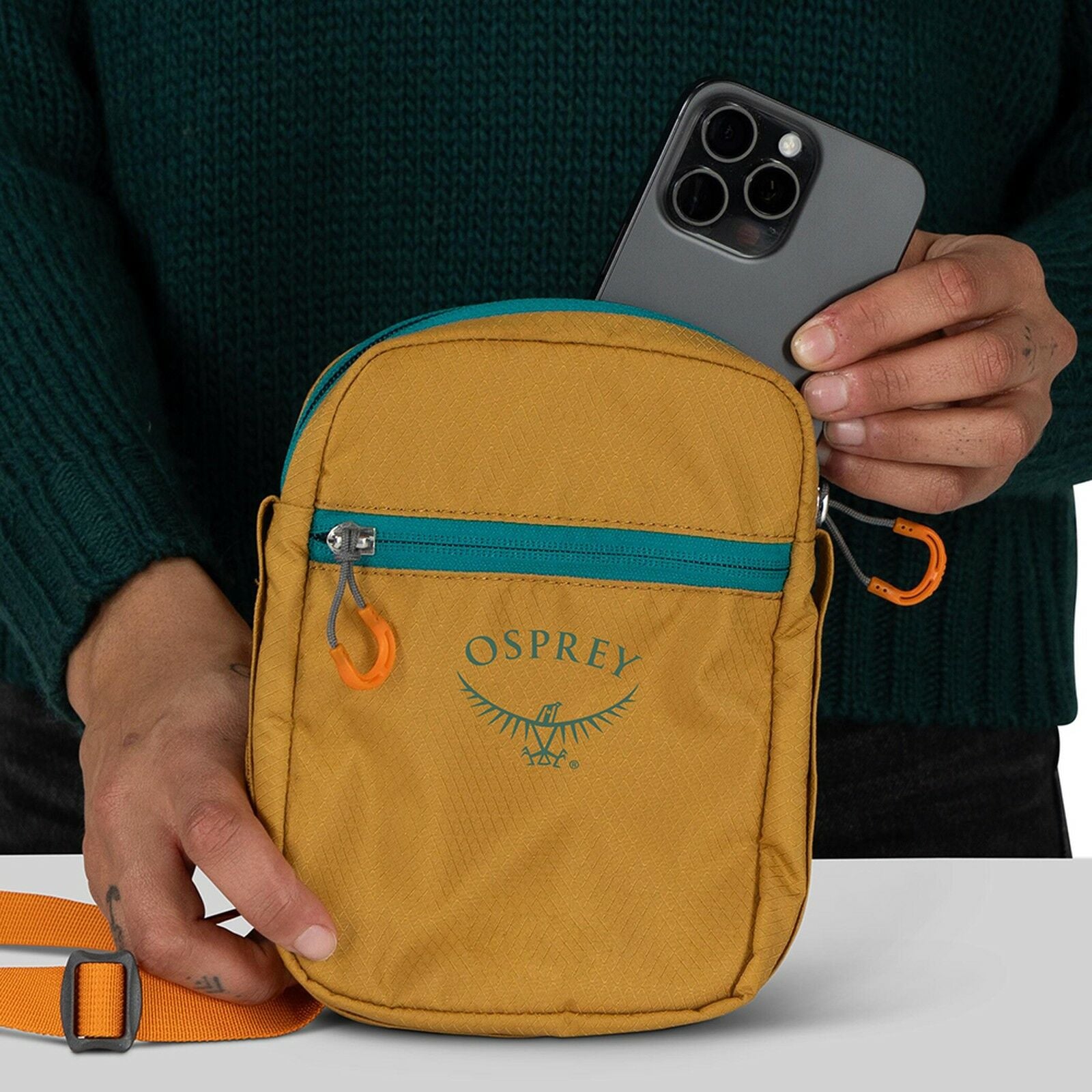 detail view of the Daylite Small Crossbody in Tumbleweed Yellow/Tunnel Vision