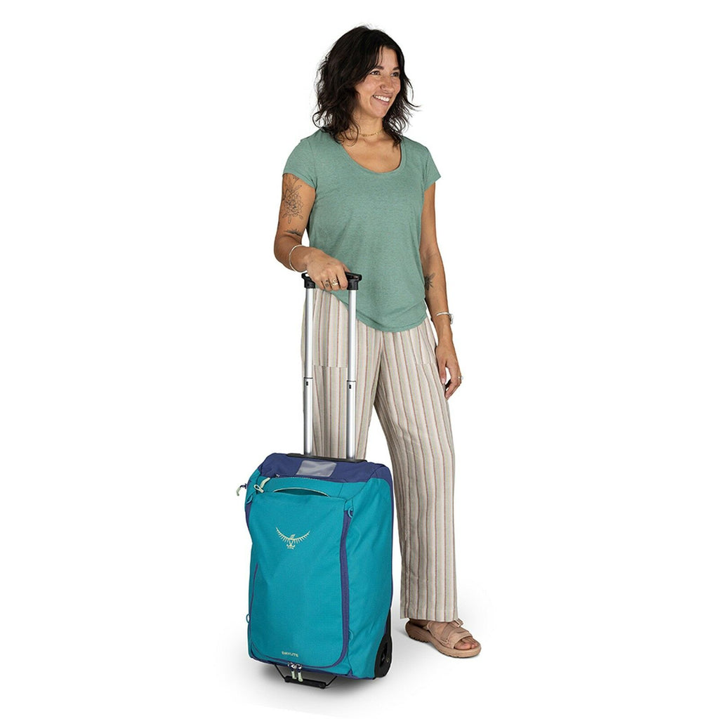 Daylite™ Carry-On Wheeled Duffel 40