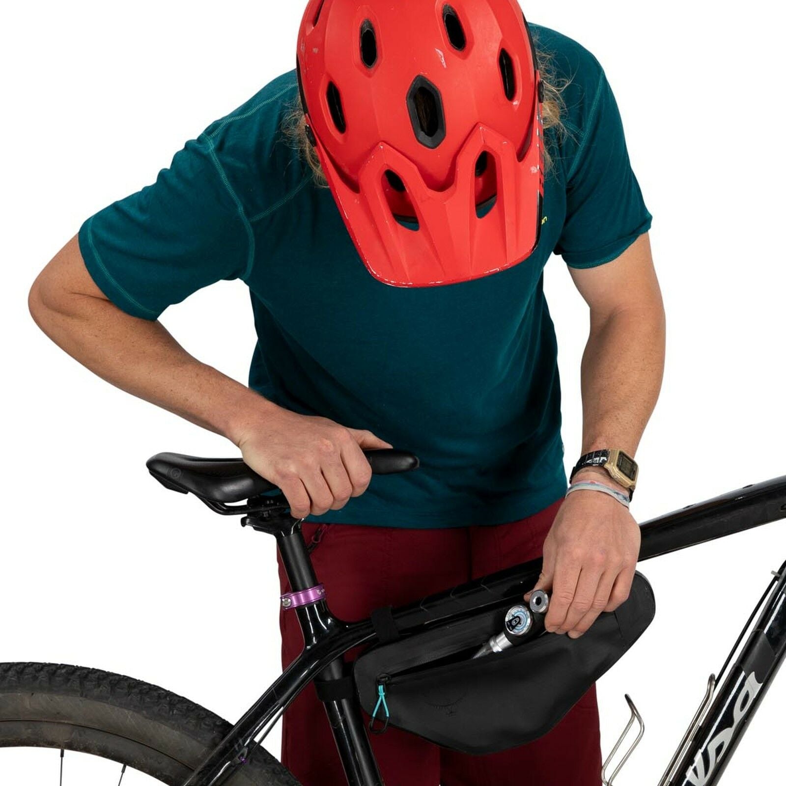 Escapist Wedge Bag in black detail image on bike