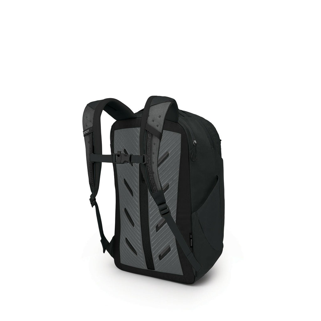 a 4/5 view of the Proxima 30 in color black