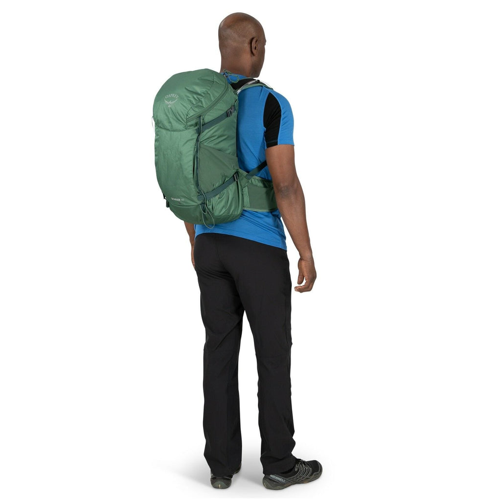 a person modeling the Skarab 30 in color tundragreen