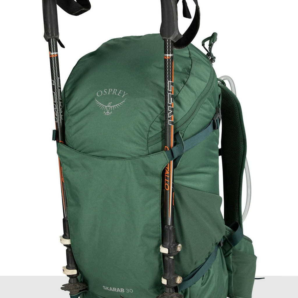 a detail of the Skarab 30 in color Tundra Green