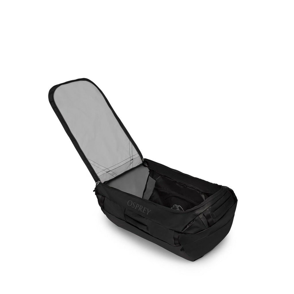 Internal image of the Transporter Duffel 120 in the color Raven Black