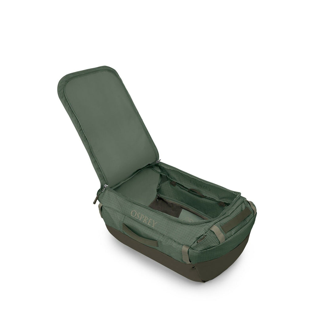 Internal image of the Transporter Duffel 65 in the color Pine Leaf