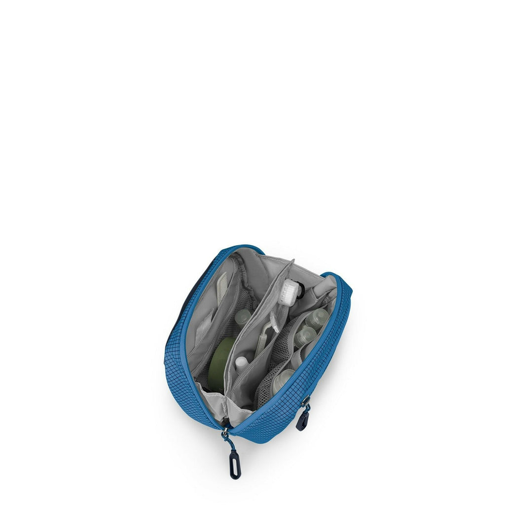 Internal image of the Transporter Large Toiletry Kit in the color Blue Flame