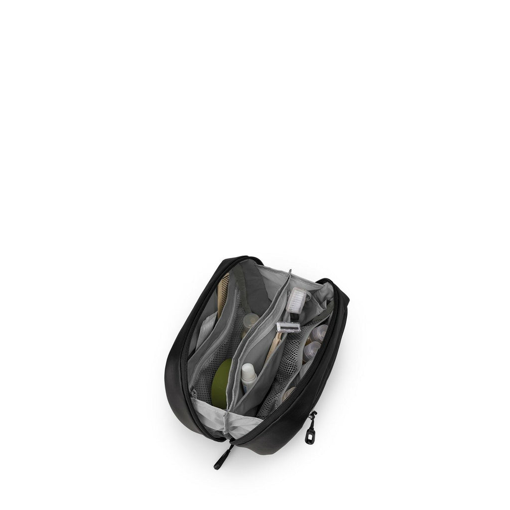 Internal image of the Transporter Large Toiletry Kit in the color Raven Black