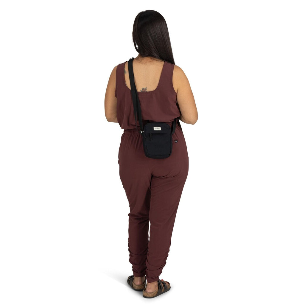 ArcaneSmallCrossbody OnBody2 Black