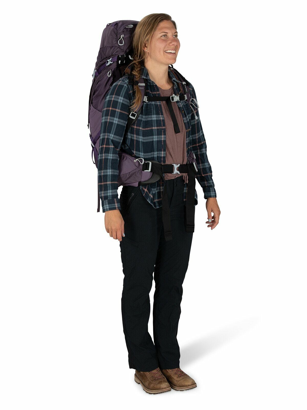 a person modeling the Aura AG 50 in color enchantmentpurple