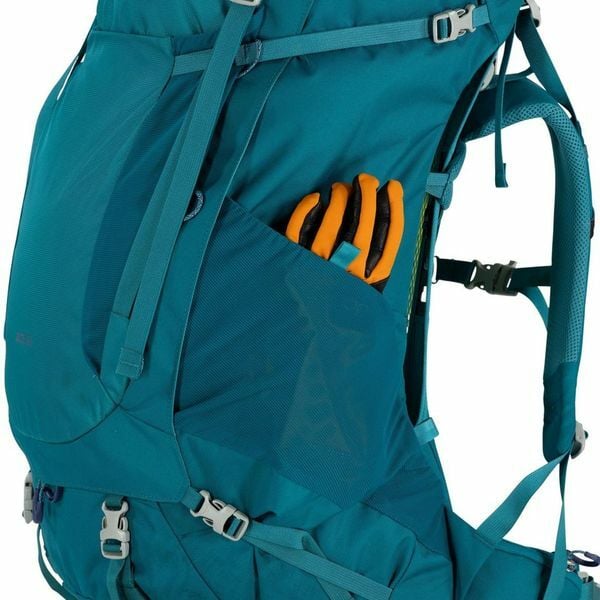 detail image of Ace 65 in color Blue Spike Moss / Deep Peyto