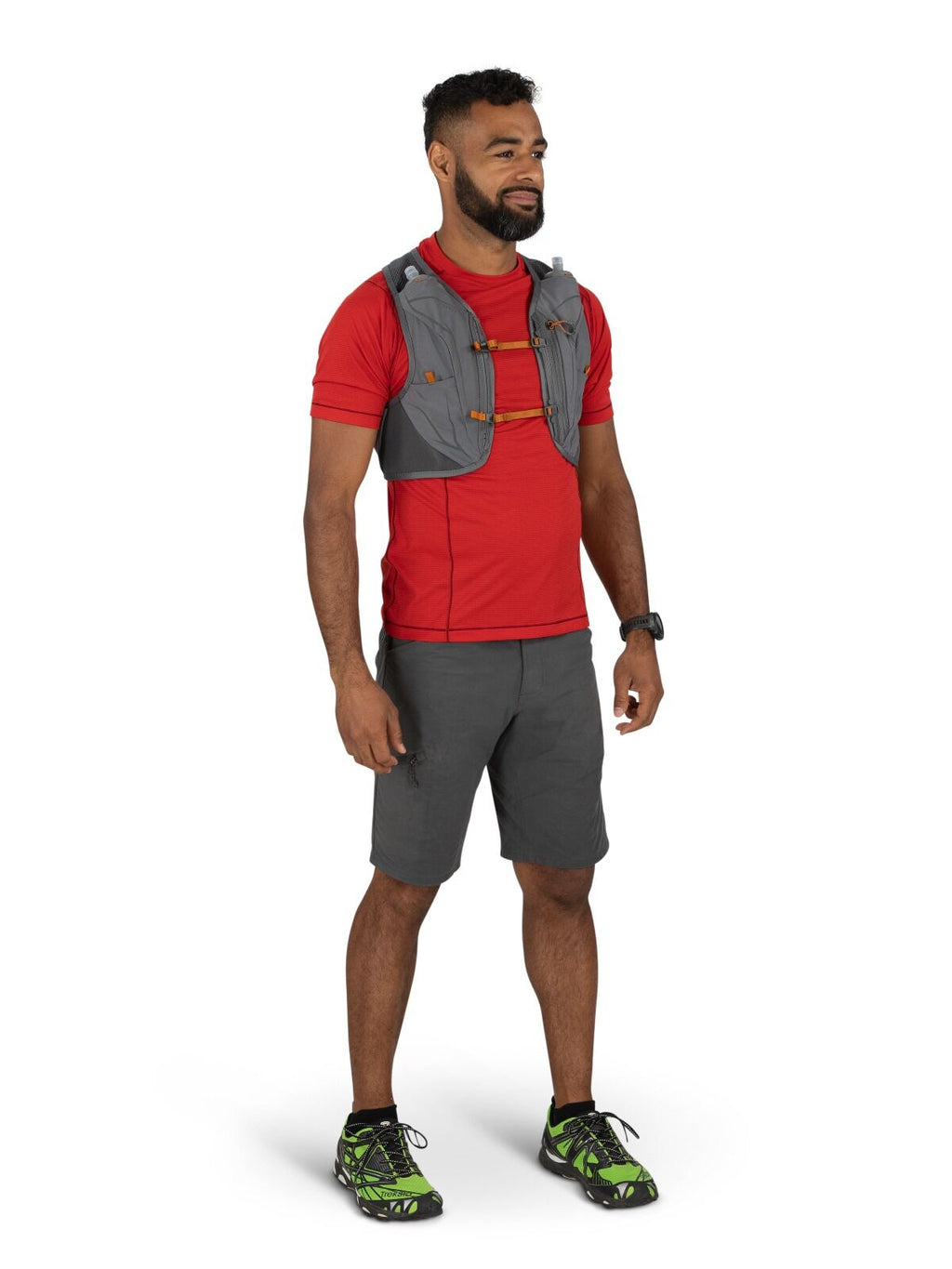 front view of person wearing the Duro LT in color phantom gray toffee orange