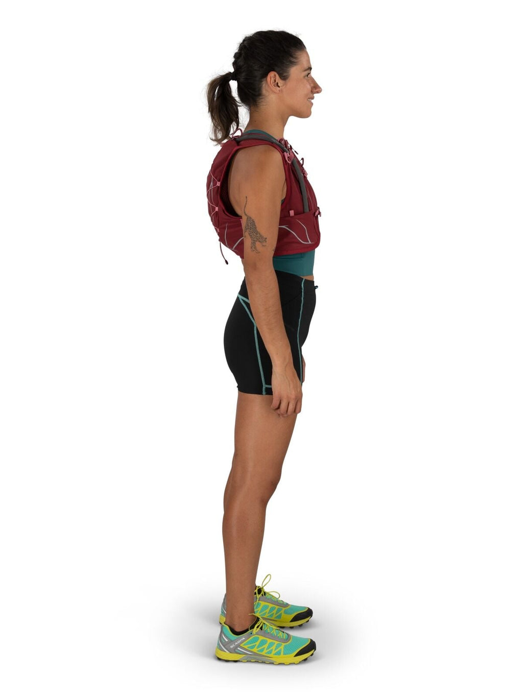 side view of person wearing dyna 1.5 in kaiko pink