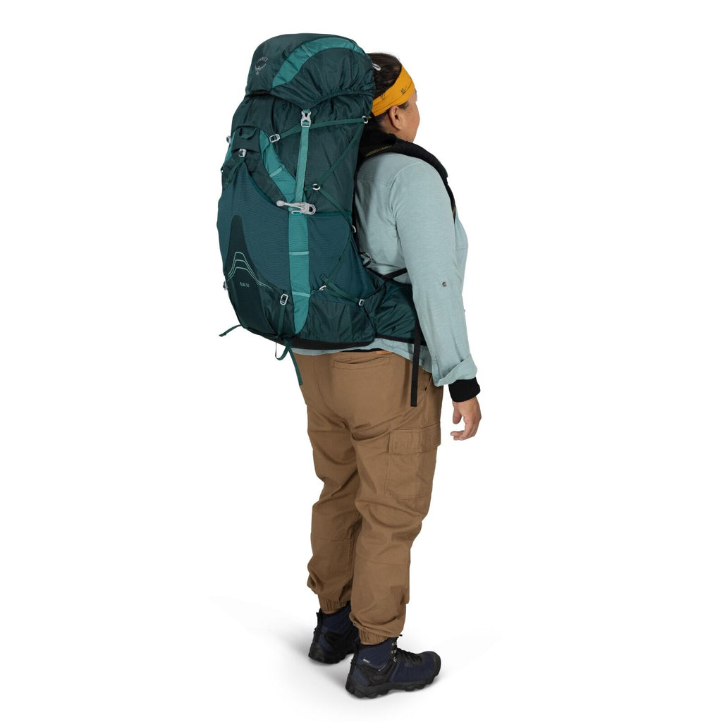 model wearing the Eja 58 Extended Fit in color Deep Teal