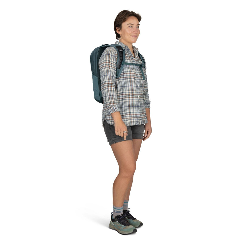 On-body image of the Fairview 70 in Cascade Blue - Torrent Blue on model