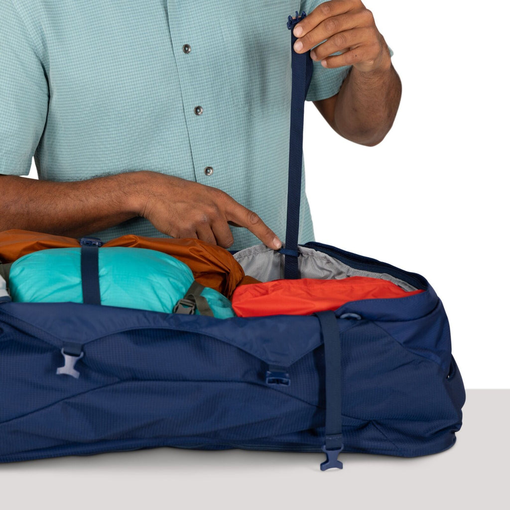 Detailed image of the Osprey Farpoint 70 Travel pack in the color Antique Blue