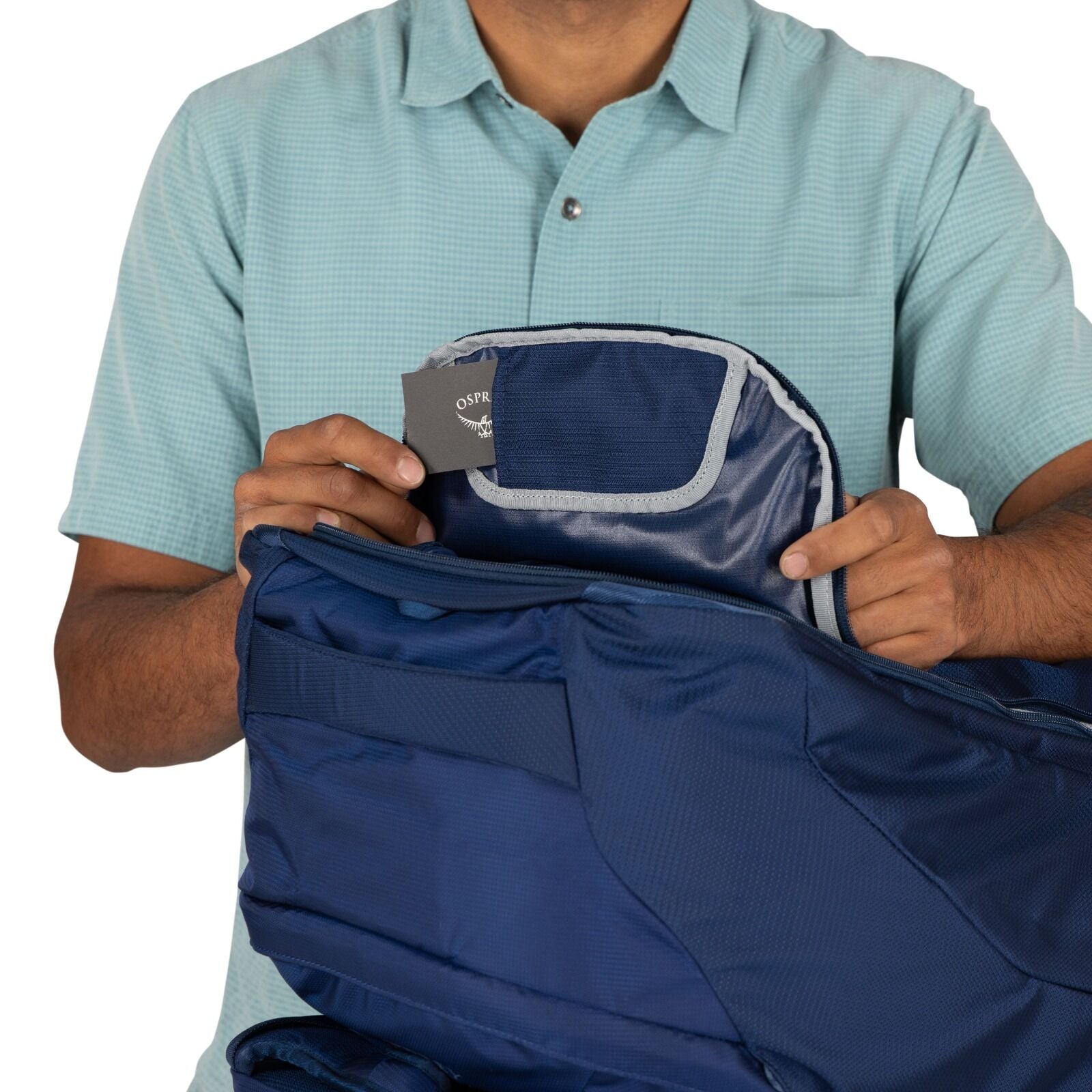 Detailed image of the Osprey Farpoint 70 Travel pack in the color Antique Blue
