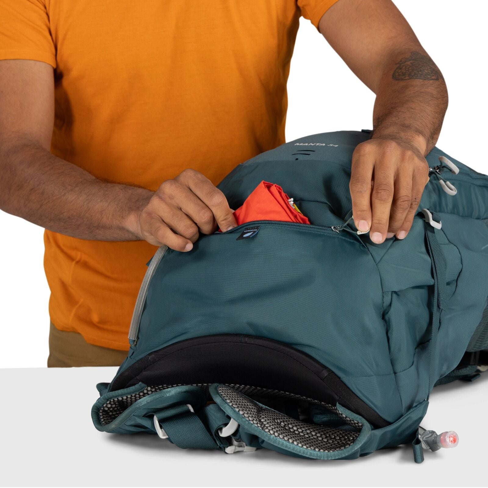Manta 34  Hiking Hydration Backpack