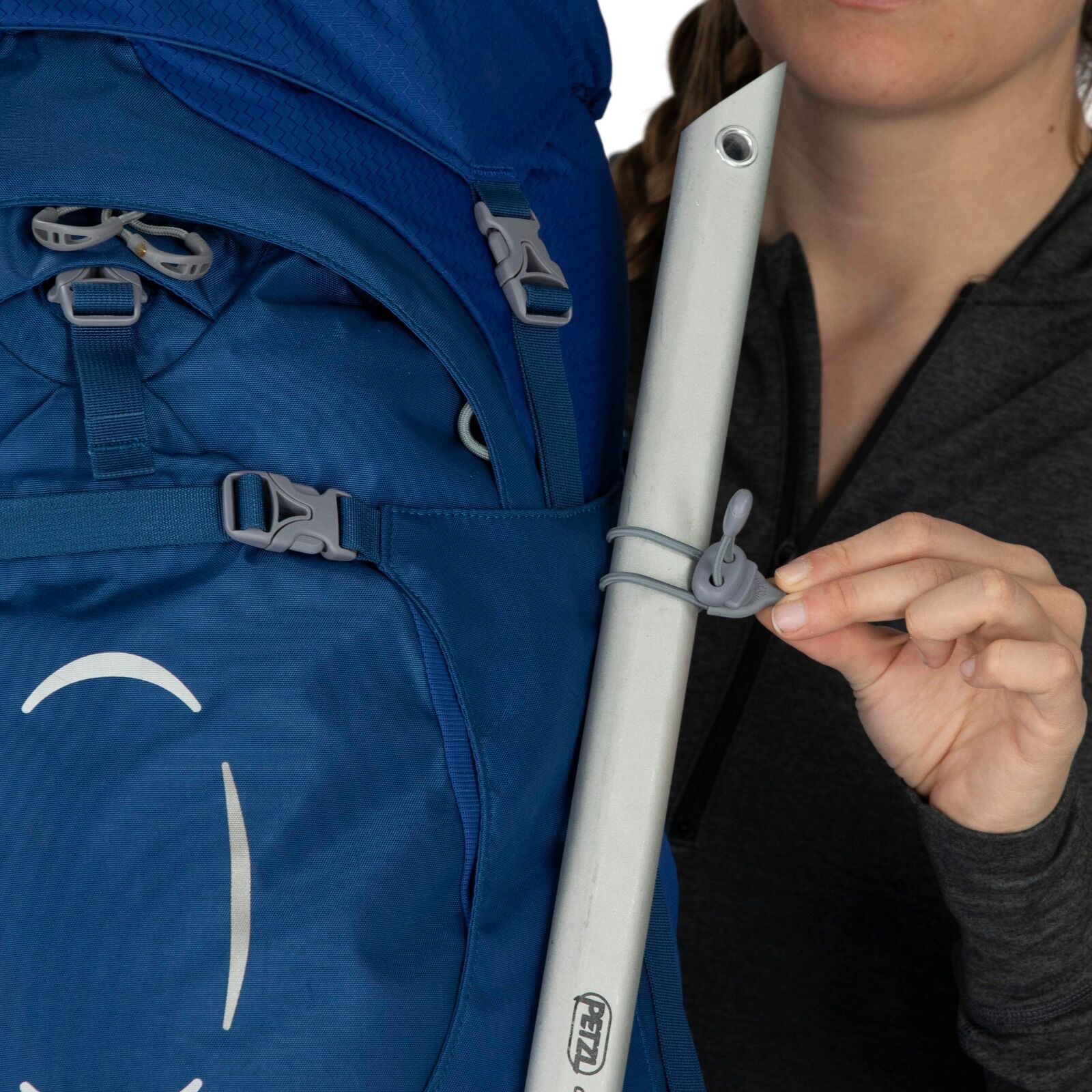 detail image of the ARiel 65 in the color ceramic blue