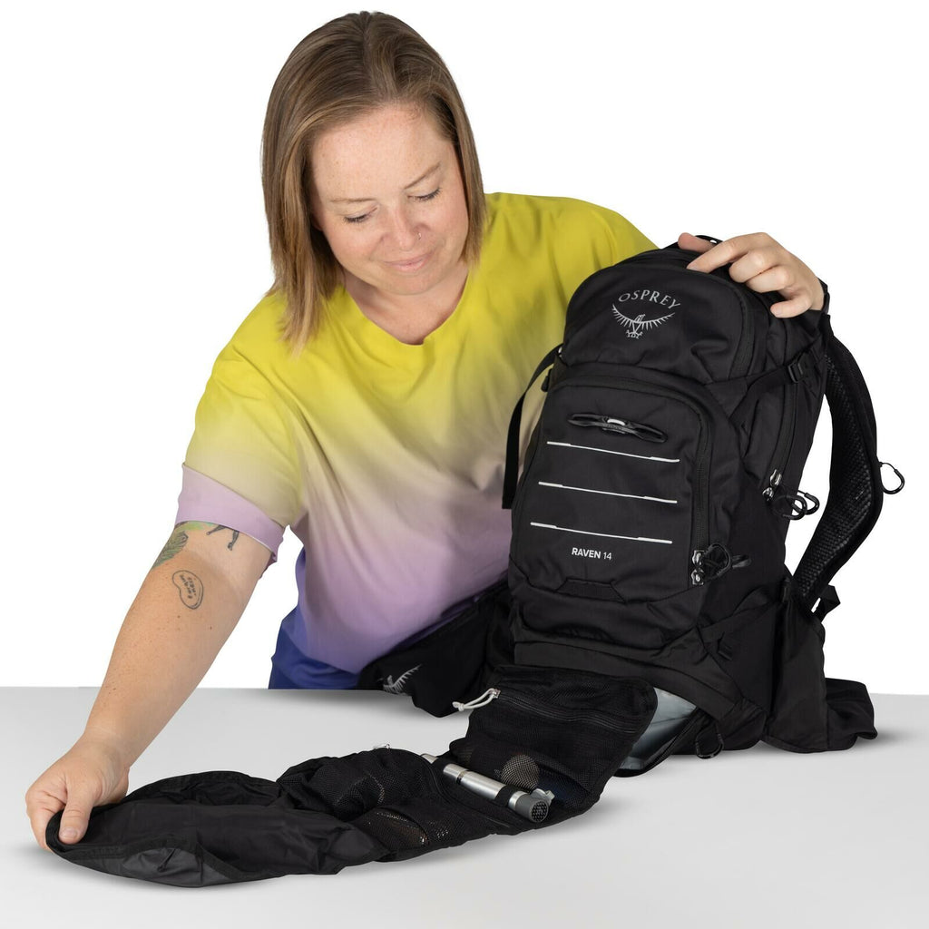 Detailed image of the Raven 14 Extended Fit in the color black