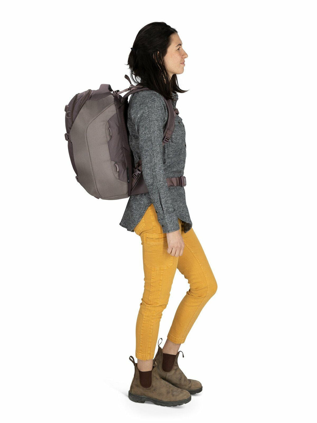 a person modeling the Sojourn Porter™ 30L in color Black