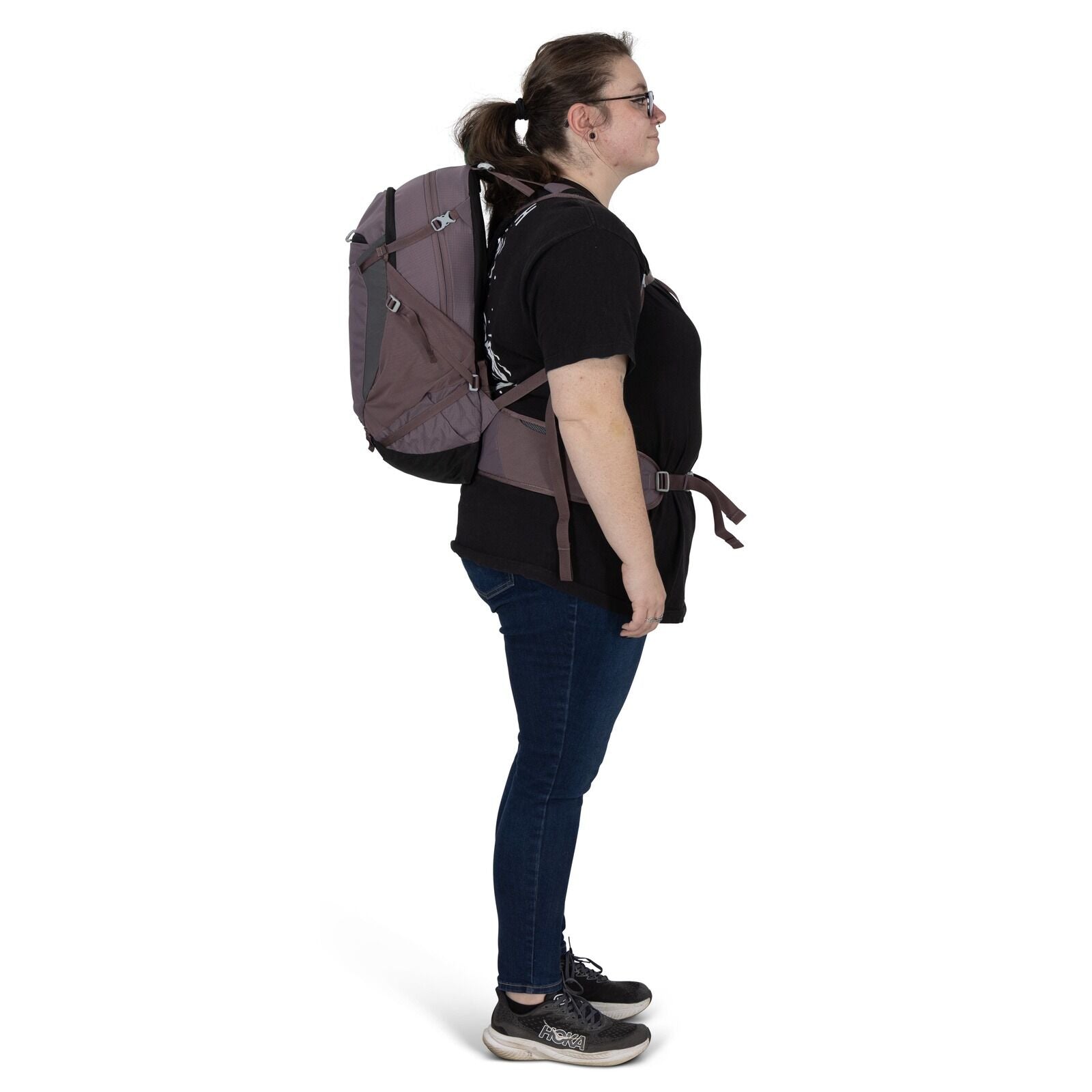 model wearing the Sportlite Extended Fit in the color Aubergine Purple