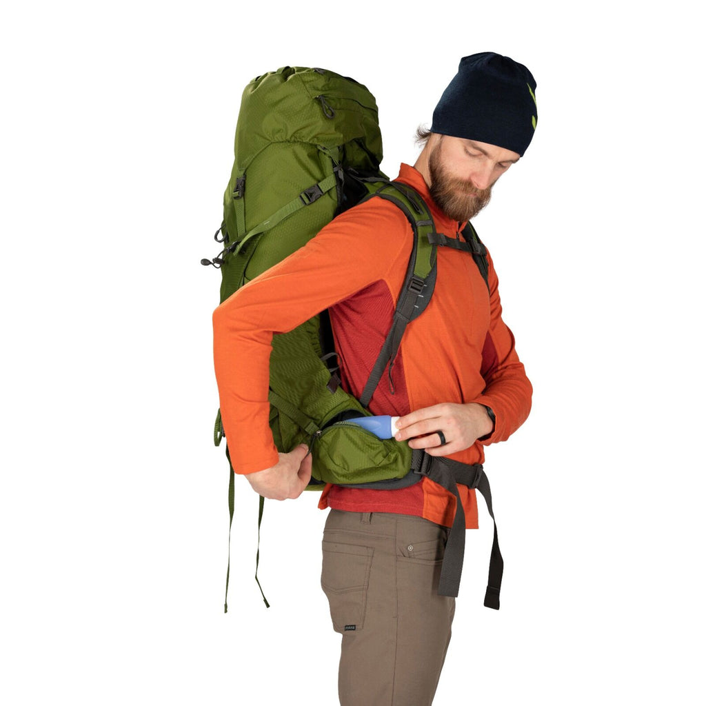a person modeling the AETHER&trade; 65 in color Garlic Mustard Green